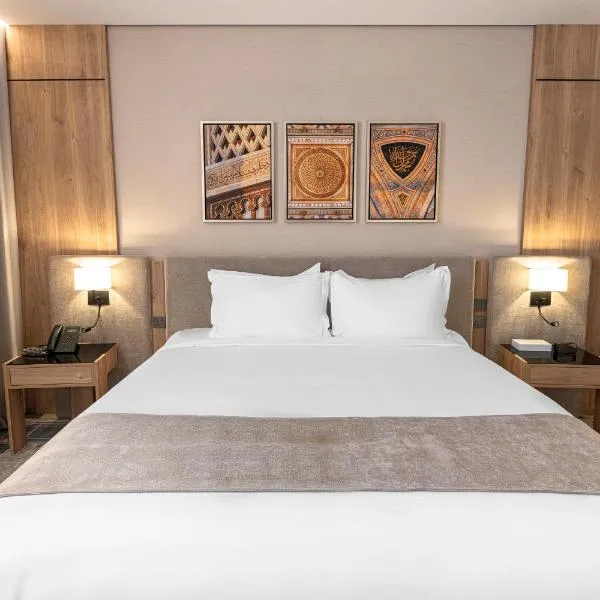 فندق آفال AVAL Hotel, hotel di Madinah