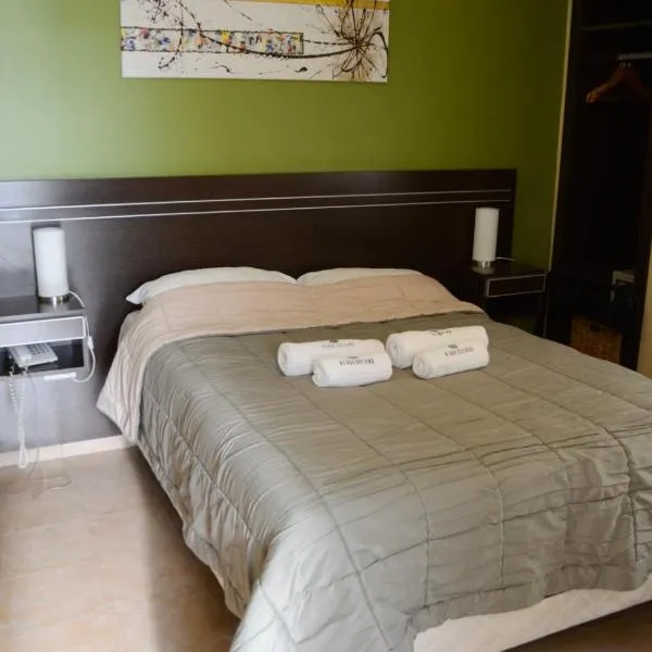 Hotel Suite y SPA VerdeSolaro, hótel í Villa Elisa
