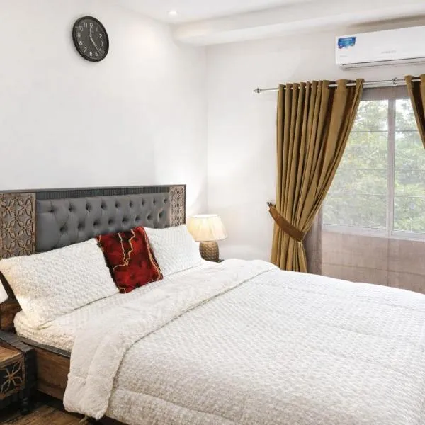 Noir Escape Bahria hieghts D Block, hotel di Rawalpindi