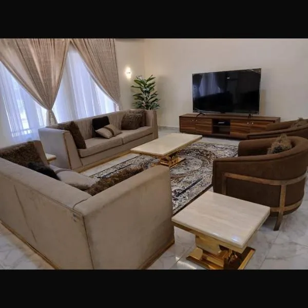 Kum kum Apartments, отель в Йоле