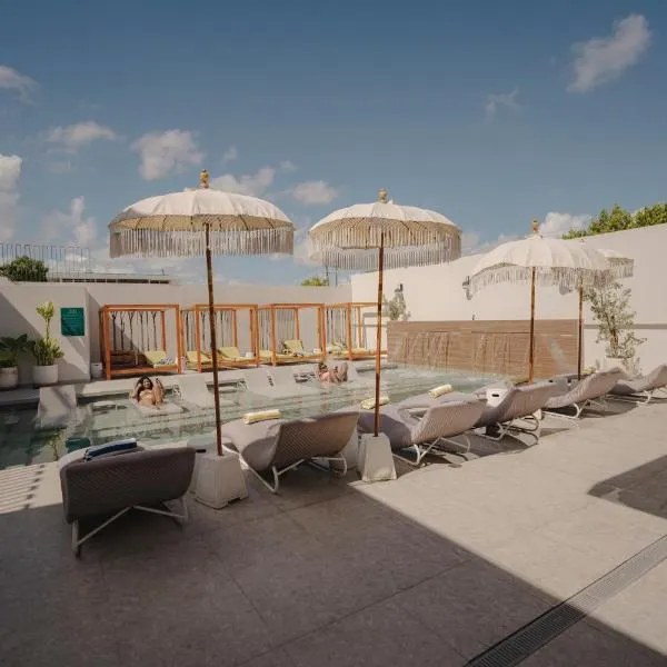 Viesnīca Bali Hotel Adults Only Isla Verde, a Trademark by Wyndham Sanhuanā