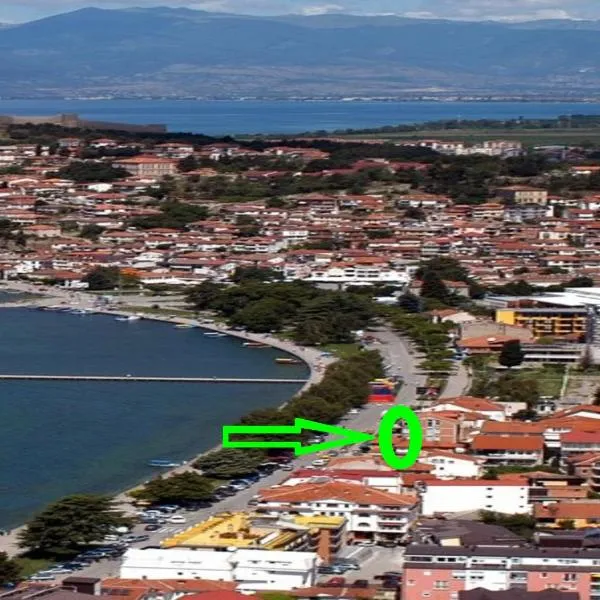 Apartments Tomic, מלון באוכריד