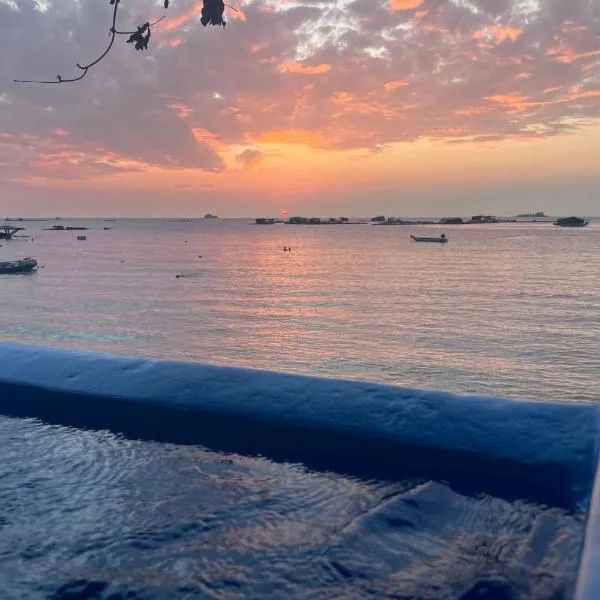 Anchovy Beachfront Villas, Hotel in Phú Quốc