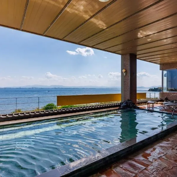 오쓰에 위치한 호텔 비와호 그랜드호텔 교오우미(琵琶湖グランドホテル京近江)