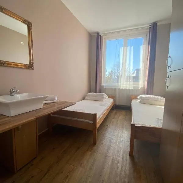 Hostel Ferihegy, hotel Vecsésen