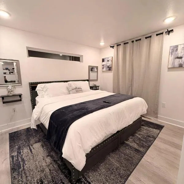 Luxury Modern King Bed 70 TV Downtown Dallas, Hotel in Dallas