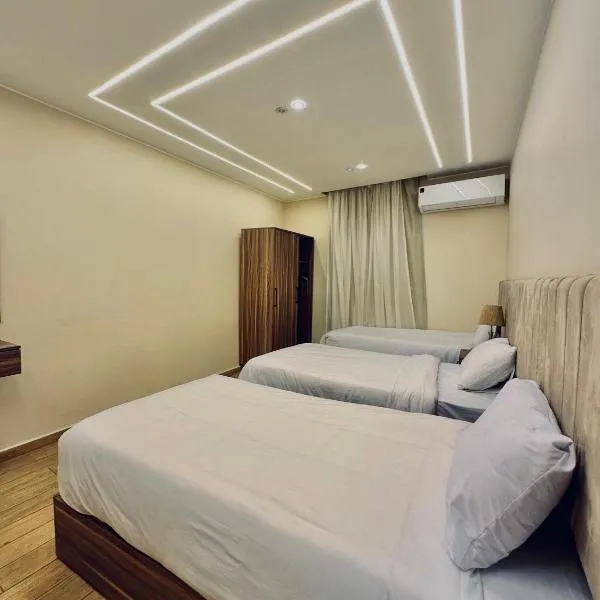 Pyramids fort & free pick up shuttle, хотел в Кайро