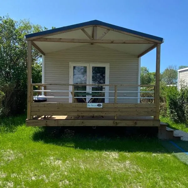 camping des crocs, hotelli kohteessa Saint-Quentin-en-Tourmont