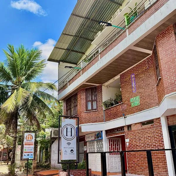 Posada Turística Marova، فندق في Inírida