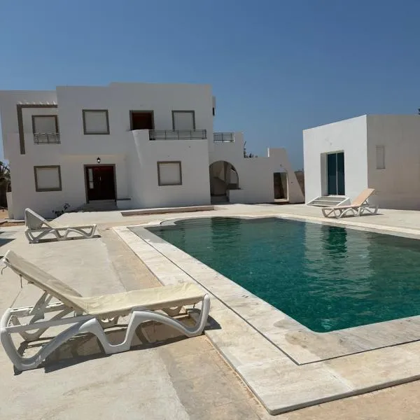 Les jardins de Sara, hotel in Mellita