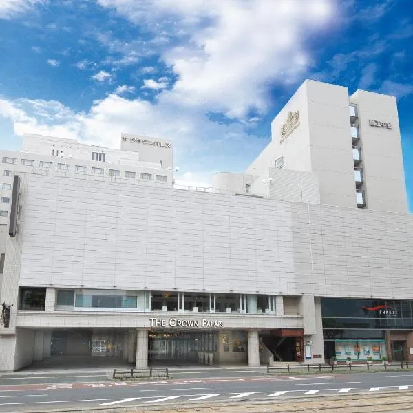 The Crown Palais Kochi, khách sạn ở Kochi