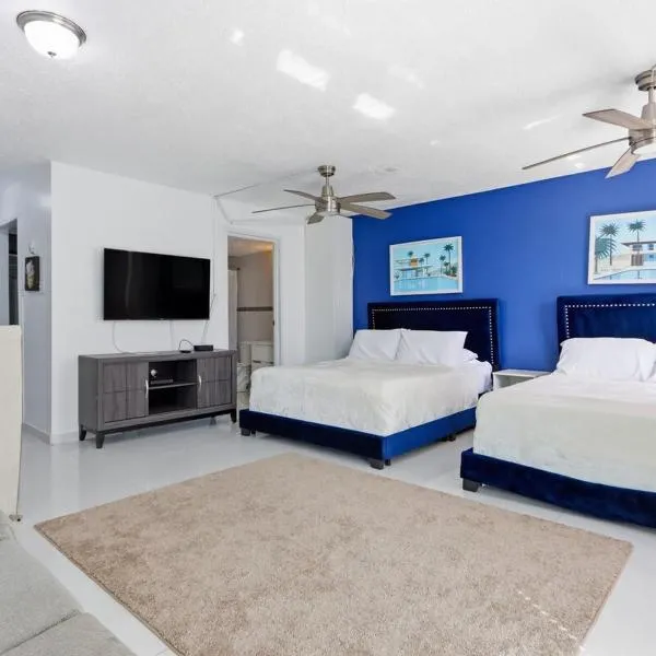 Condo at Coral Beach Towers, hotel en San Juan