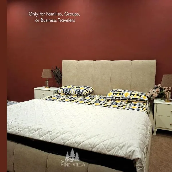 Pine Villa 4 Bedroom Fully Furnished Family House, hotel a Lahore