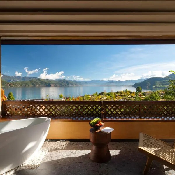 Lugu lake Suven Resort Hotel, khách sạn ở Ninh Lạng