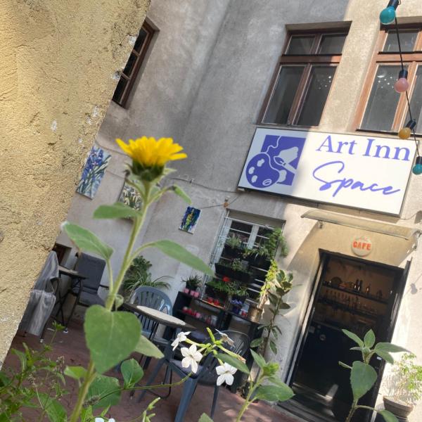 Art Inn Space, Krakov