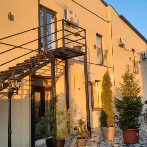 Немирівель, hotel Nemirov városában