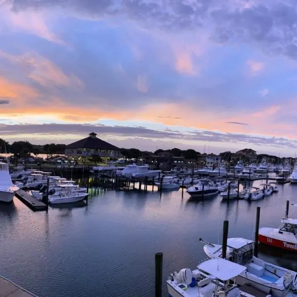 Inn at Camachee Harbor by CoolVacay, hotelli kohteessa St. Augustine