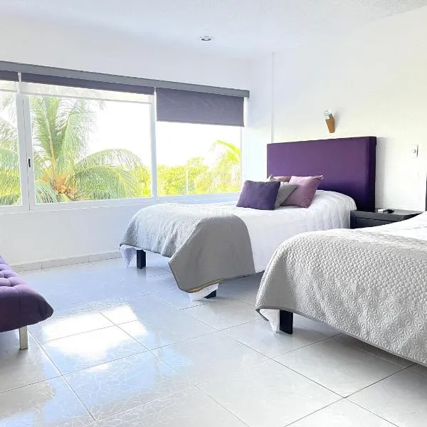 Divine Suite Cancun - BEACH CONDO - 6PX, hotelli kohteessa Cancún