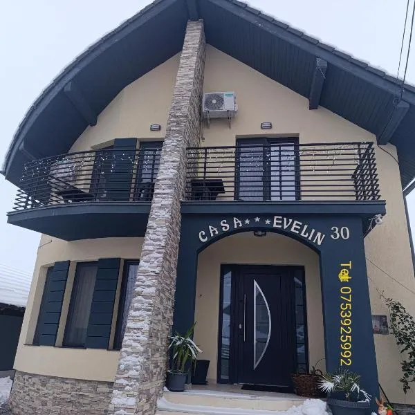 Casa Evelin โรงแรมในทูร์ดา