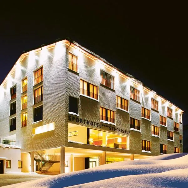 Hotel Steffisalp - Ski-in & Ski-out am Arlberg, hotel sa Warth am Arlberg