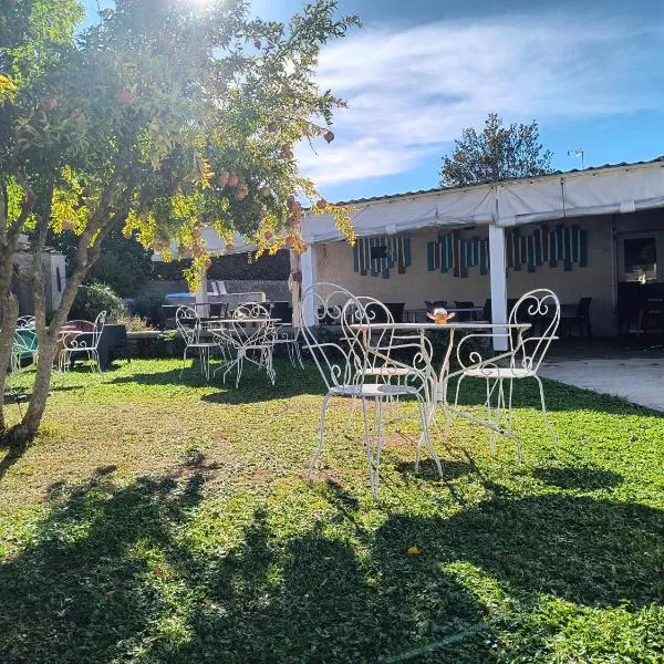 Hôtel Bar Restaurant La Marie Galante, Hotel in Saint-Georges-dʼOléron