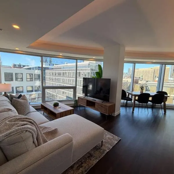 Waterfront large 2 BR & 2 Bath with 6 appliances,位于哈利法克斯的酒店