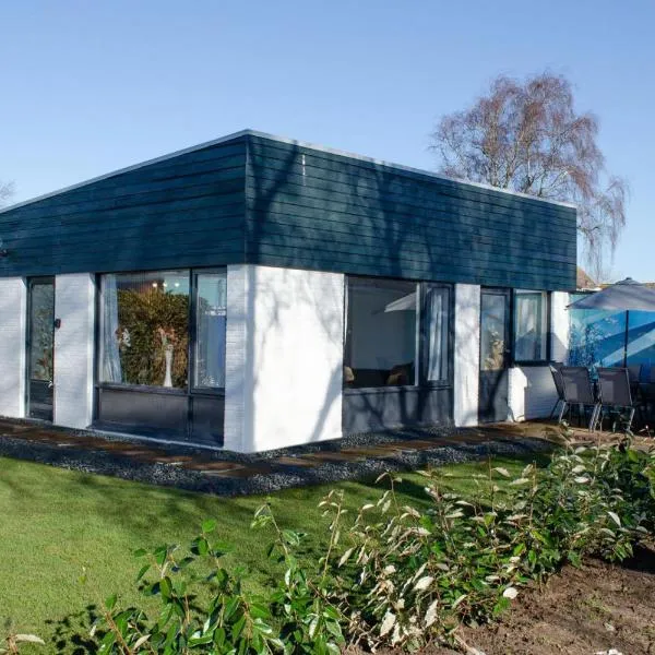 Golden house - Bungalow near the beach โรงแรมในโนร์ดไวย์เกอร์เฮาท์