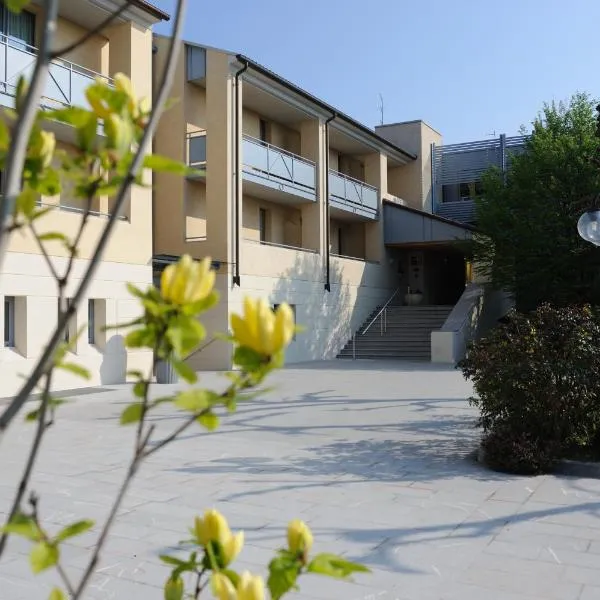 Hotel Ristorante Primavera、Godega di SantʼUrbanoのホテル