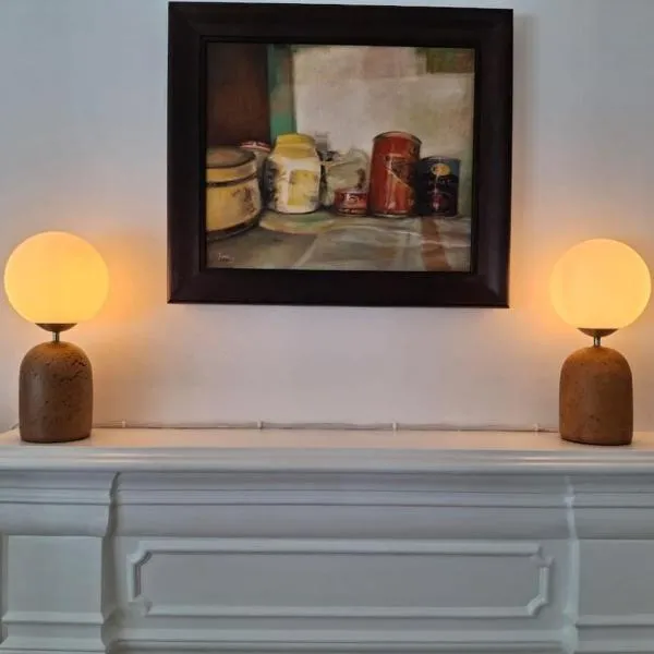 Sensitively restored spacious apartment, hotel u gradu 'Durban'