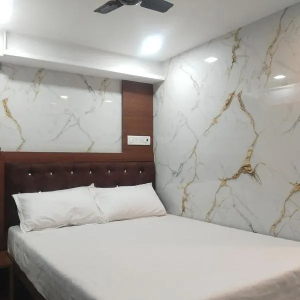 King Falcon Guest House, hotel din Mumbai