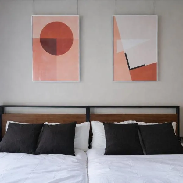 Urawa Nakaichi Apartment, hotel in Saitama