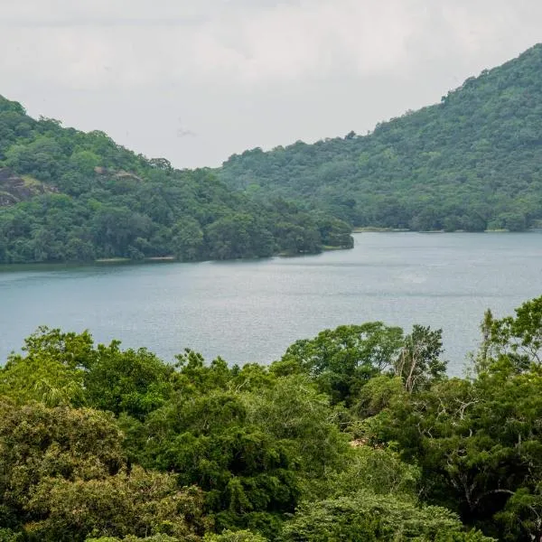 Lavendish Lake Giritale - Former Giritale Hotel, khách sạn ở Polonnaruwa