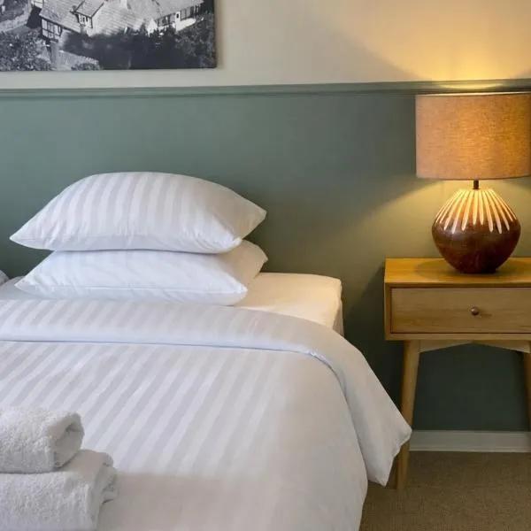 Klippen Hotel - Grevens Dal, hotel u gradu Gudhjem