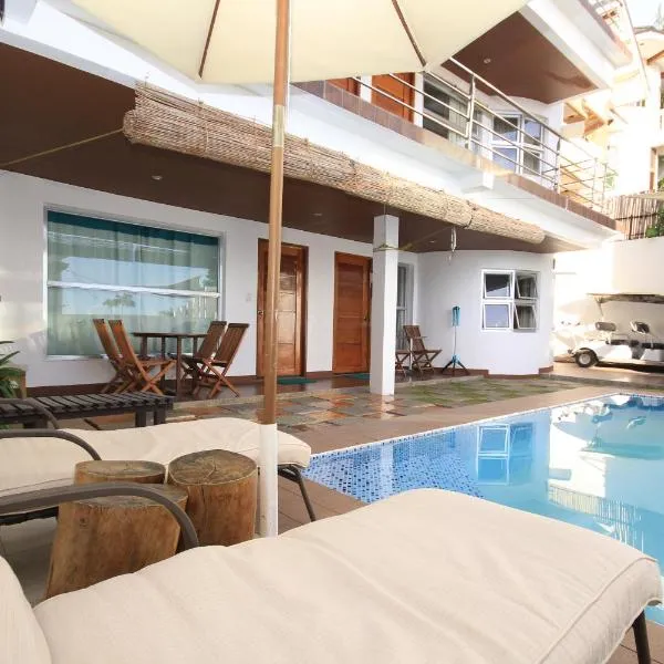 Bluewaves Westcliff Villa, hotel in Boracay