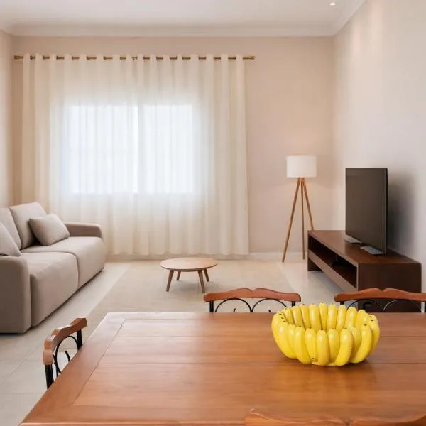 Apê 401 - Central, Garagem e Ar-Condicionado - 2Q, hotel i Governador Valadares