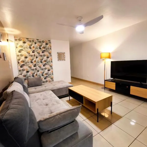 Le Nid - Plage Boucan Canot à 3 minutes à pied, khách sạn ở Saint-Paul