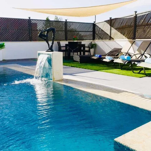 Sofia Luxury villa with 3 suite bedroom with 3 private bathroom, viešbutis mieste Emba