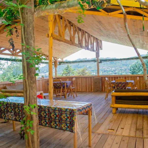 Aika Sunrise - Your Home in the Hills، فندق في إيرينغا