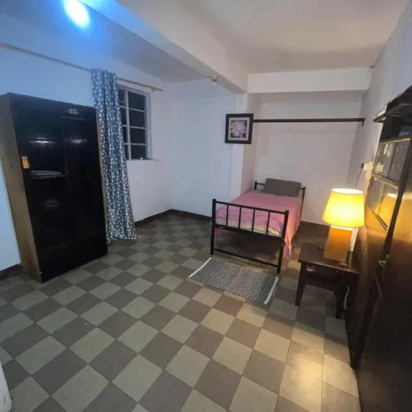 Tourist Rendez Vous Hotel, hotel in Plaine Magnien