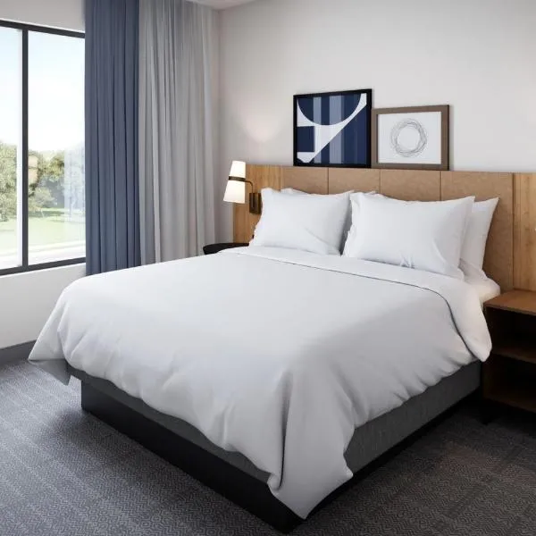Staybridge Suites Pensacola Airport by IHG, хотел в Пенсакола
