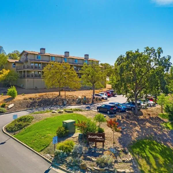 Travelodge by Wyndham Angels Camp CA with Outdoor Pool - Angels Camp ...