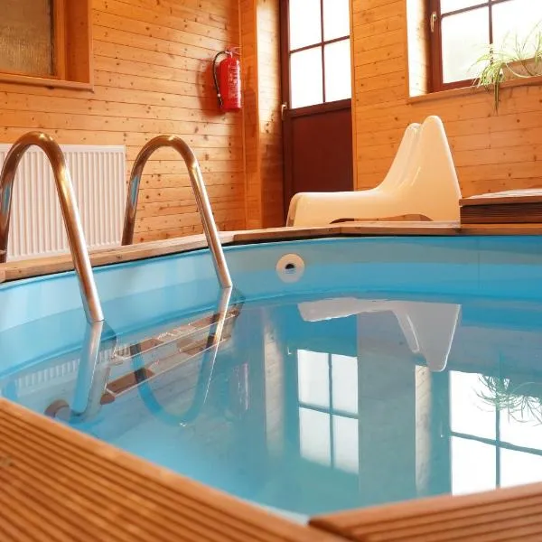 Wellness hotel Sauna, hotel in Malá Morávka