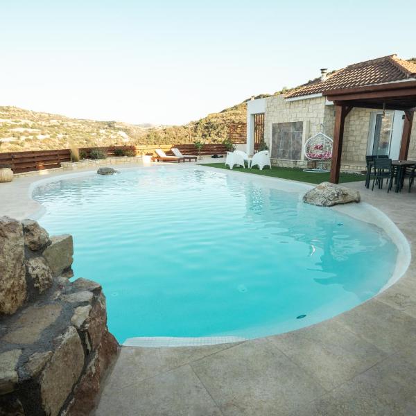 Villa Flam, Kholi