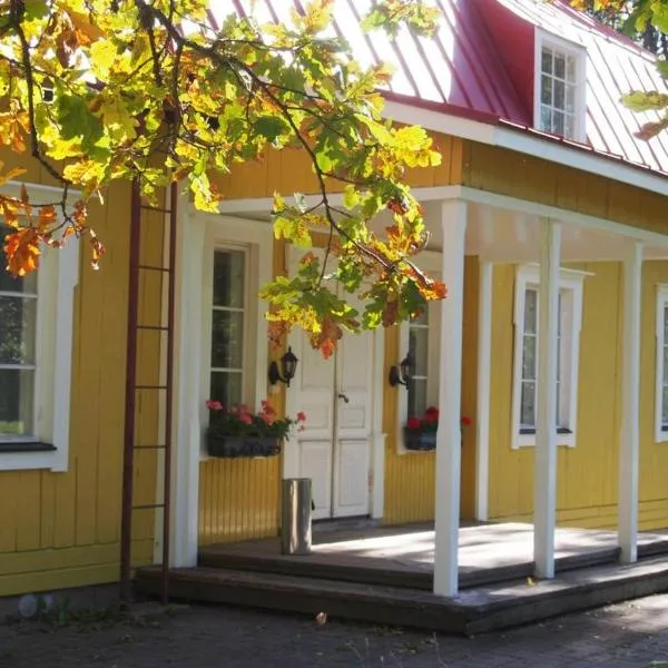 Kartanohotelli Artturi, hótel í Söderkulla