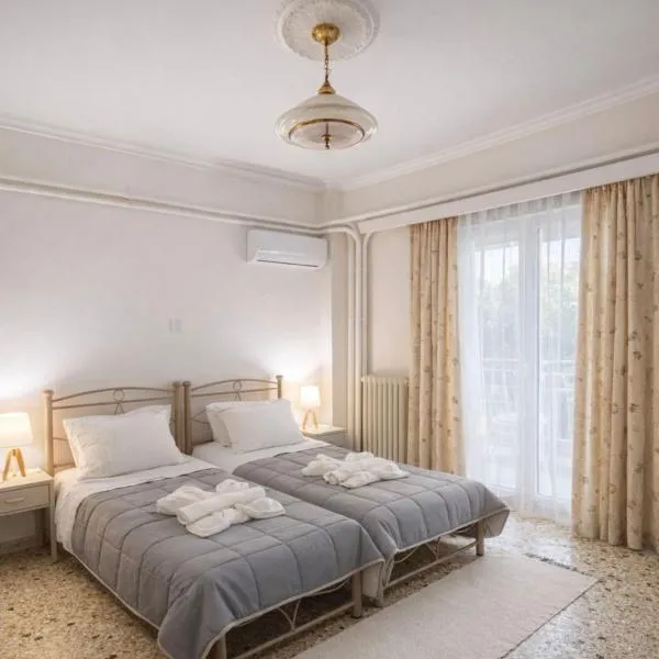 Aioliana Apartments, готель у місті Мітіліні