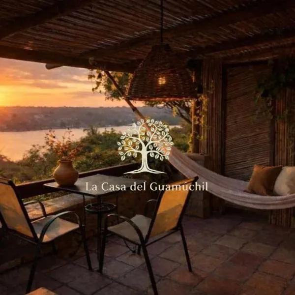 La Casa del Guamúchil, hotel v mestu Tequesquitengo