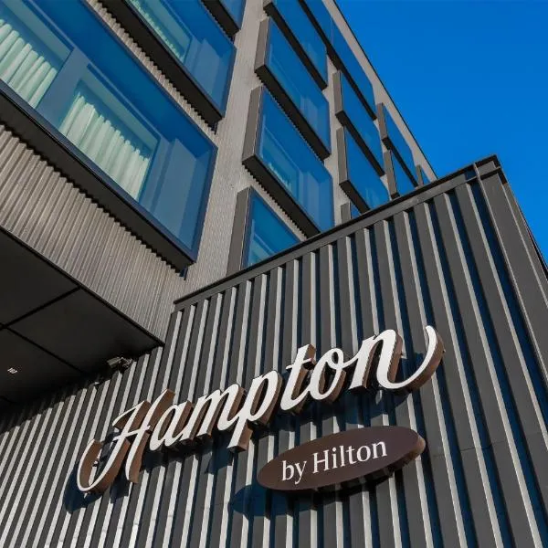 Hampton By Hilton Wroclaw Airport, hotel di Wrocław