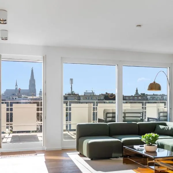 Viesnīca Exclusive penthouse - loft with private parking overlooking cologne cathedral Ķelnē