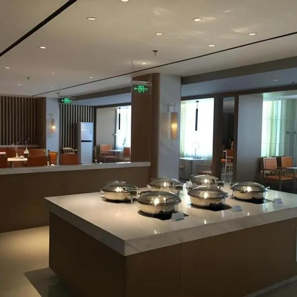 Jinjiang Inn Handan Zhonghua Nan Street Xueyuan Bei Road, хотел в Хандан