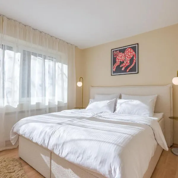 Valemi NEW Premium & Huge, 2Bathroom, SuperCentral, FreeParking, up to 8-16 Guests, hotell i München